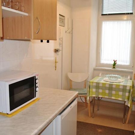 Apartment Haydnpark Виена Екстериор снимка