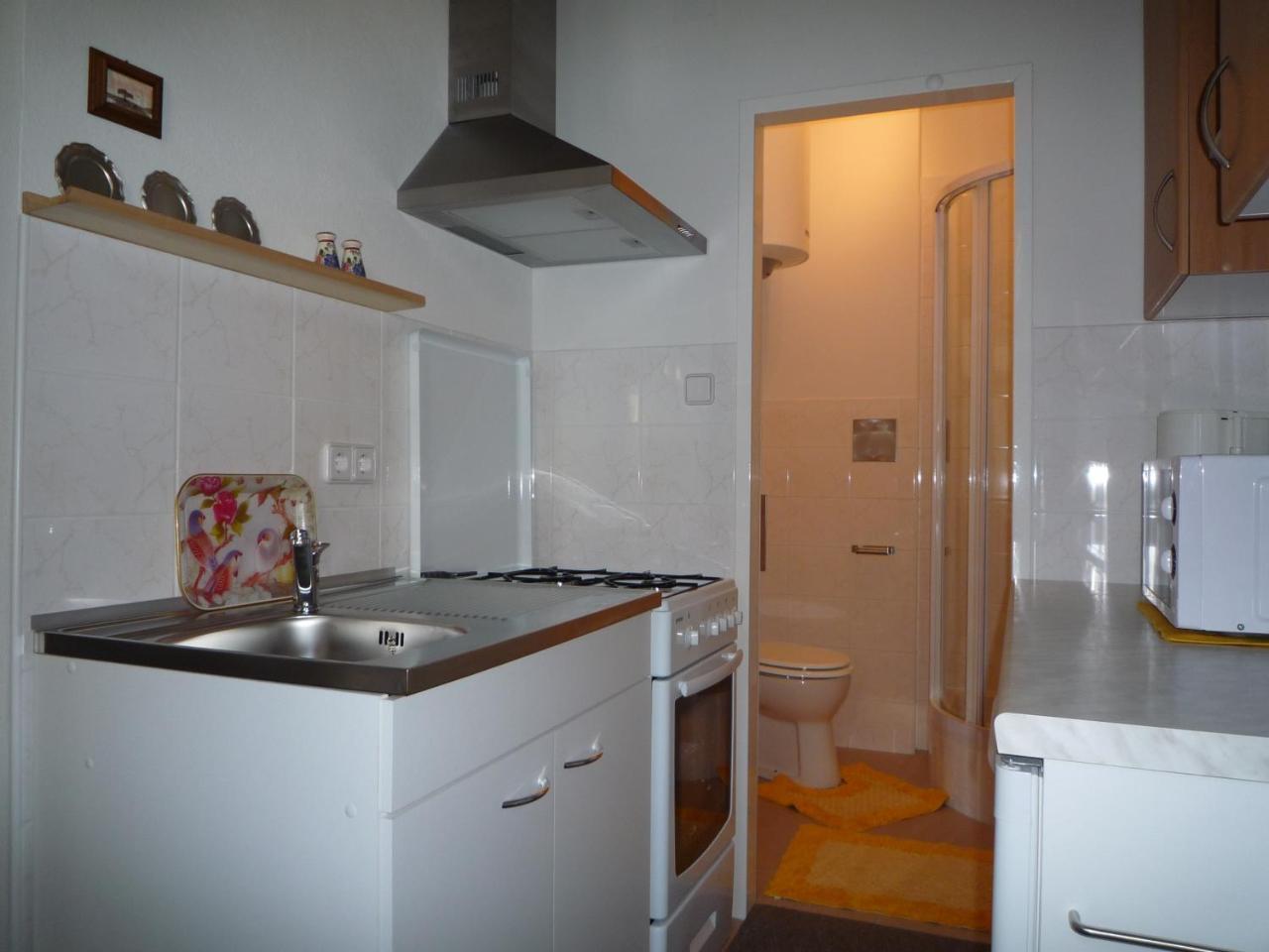 Apartment Haydnpark Виена Екстериор снимка