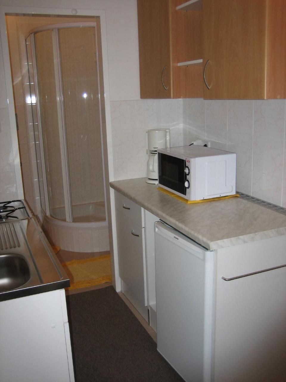 Apartment Haydnpark Виена Екстериор снимка